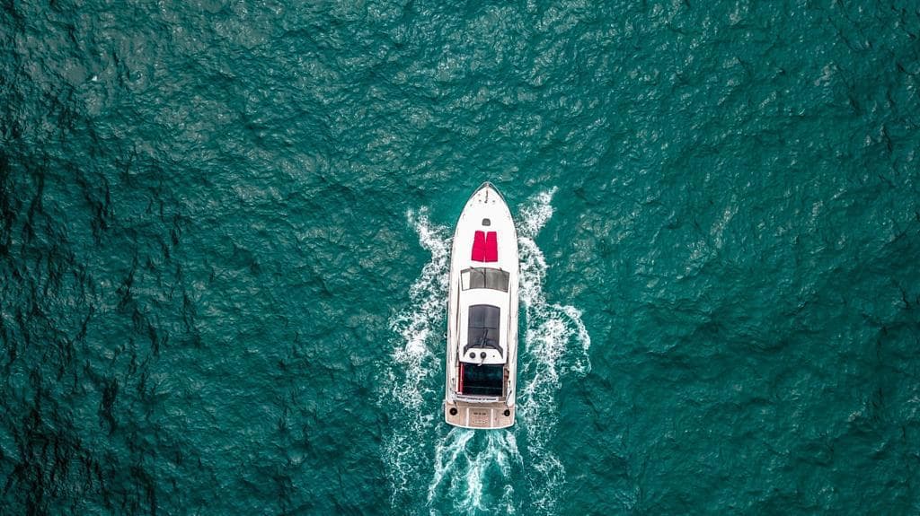 Sea Ray 53