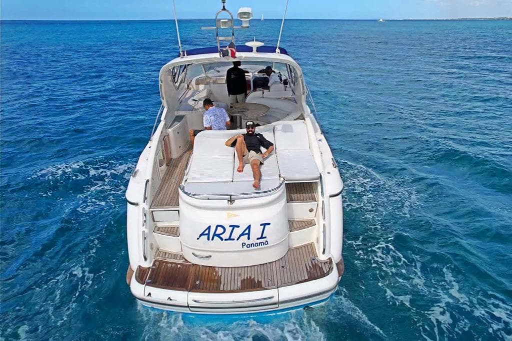 Fairline 43 White photo 3