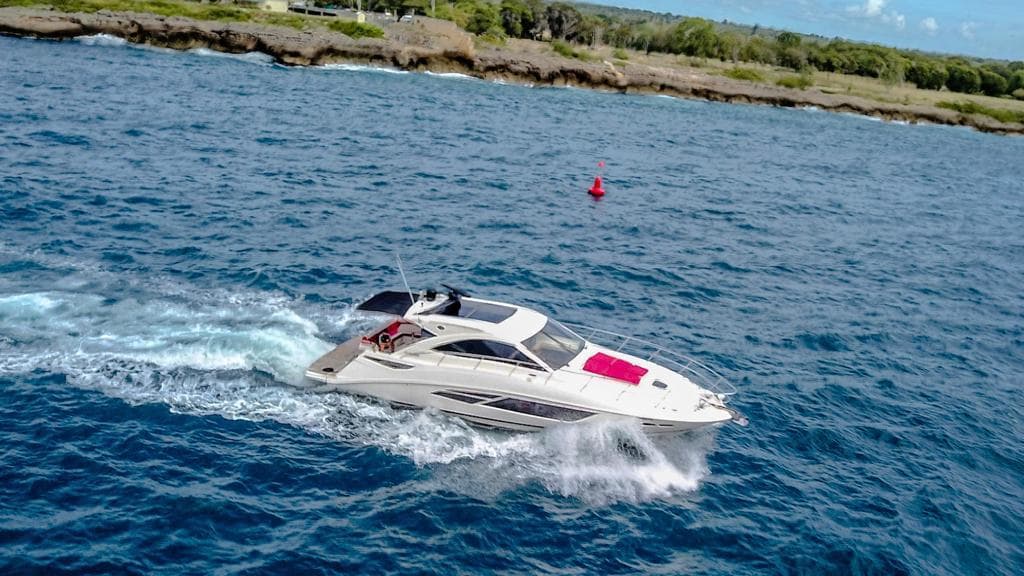 Sea Ray 53 photo 2